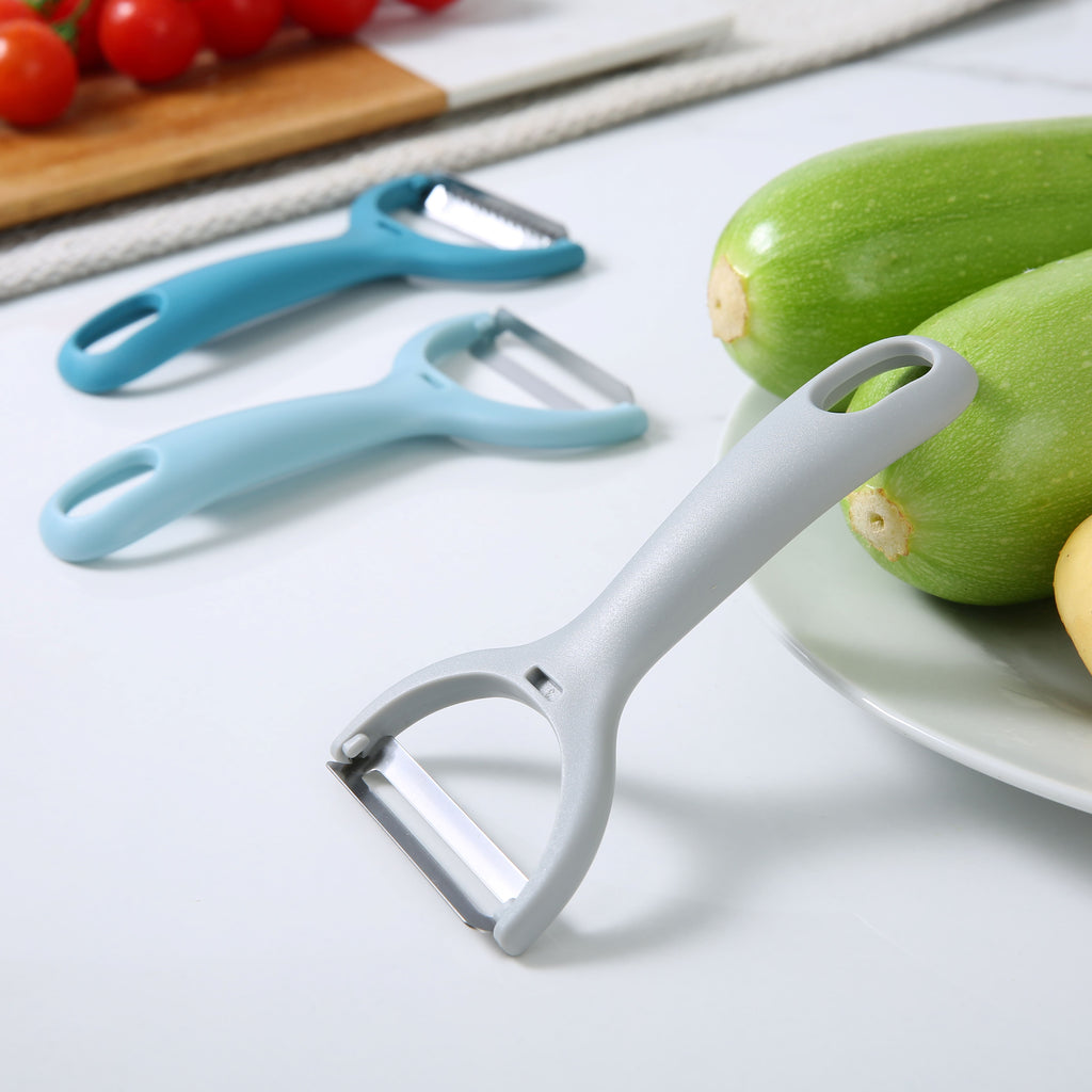 Mainstays 3-Piece Peeler Set with Serrated, Straight, and Julienne Blades, Assorted Colors - Image 5