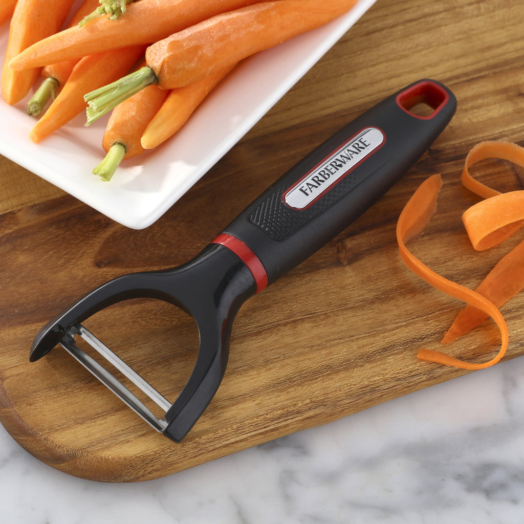 Soft Grips Stainless Steel Y Peeler in Black - Image 6
