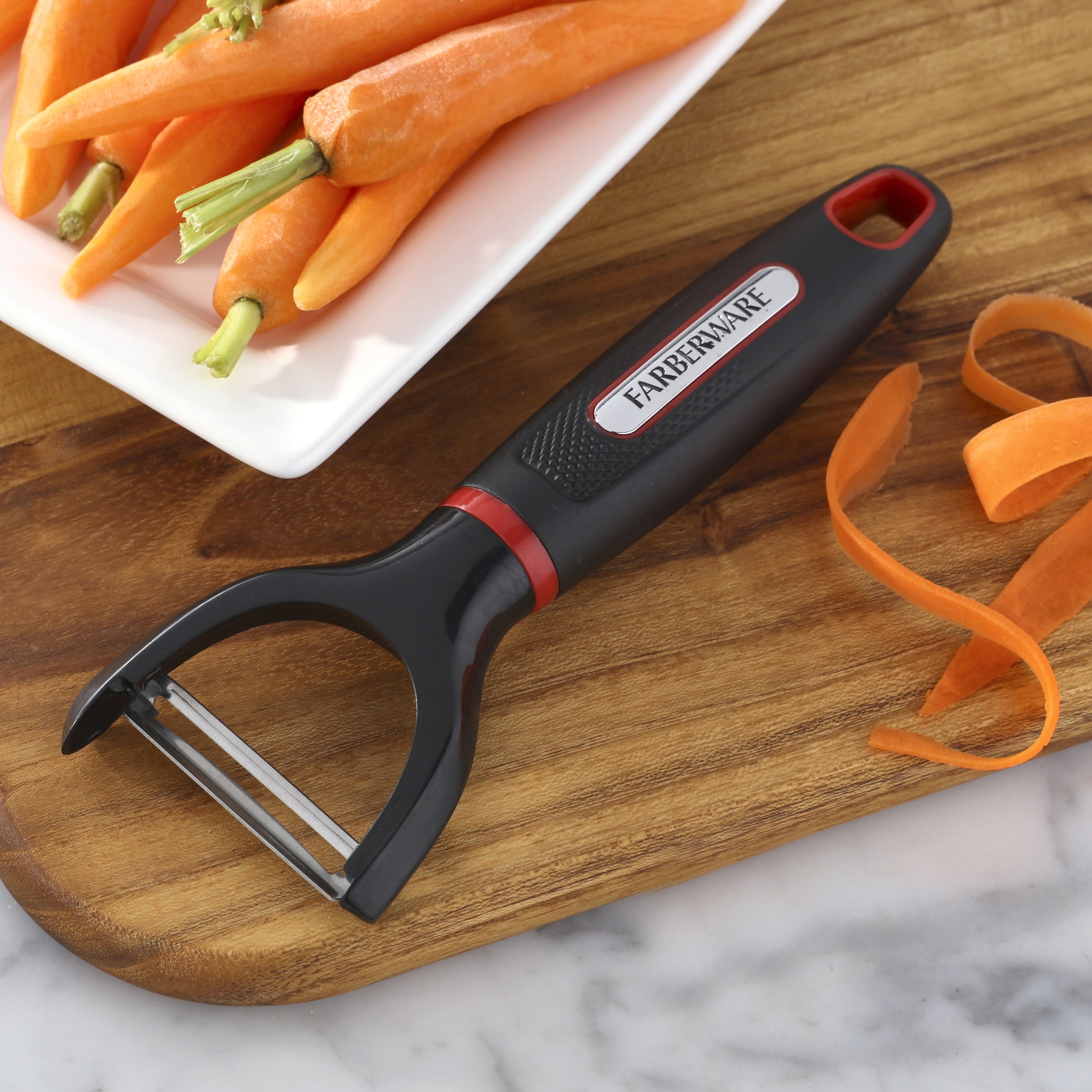 Soft Grips Stainless Steel Y Peeler in Black - Image 6