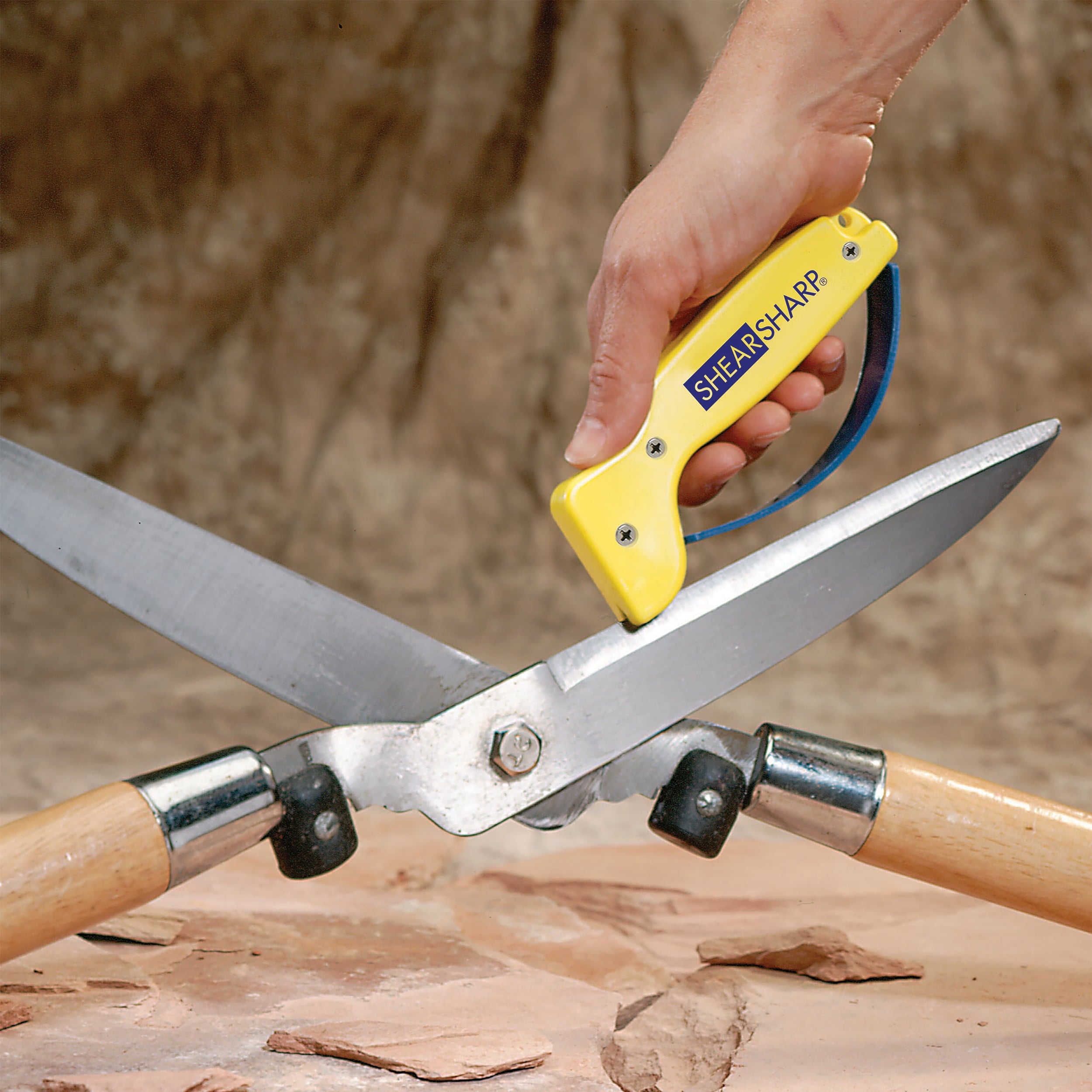 Shearsharp Scissors Sharpener. 1 Stage Sharpener - Image 3