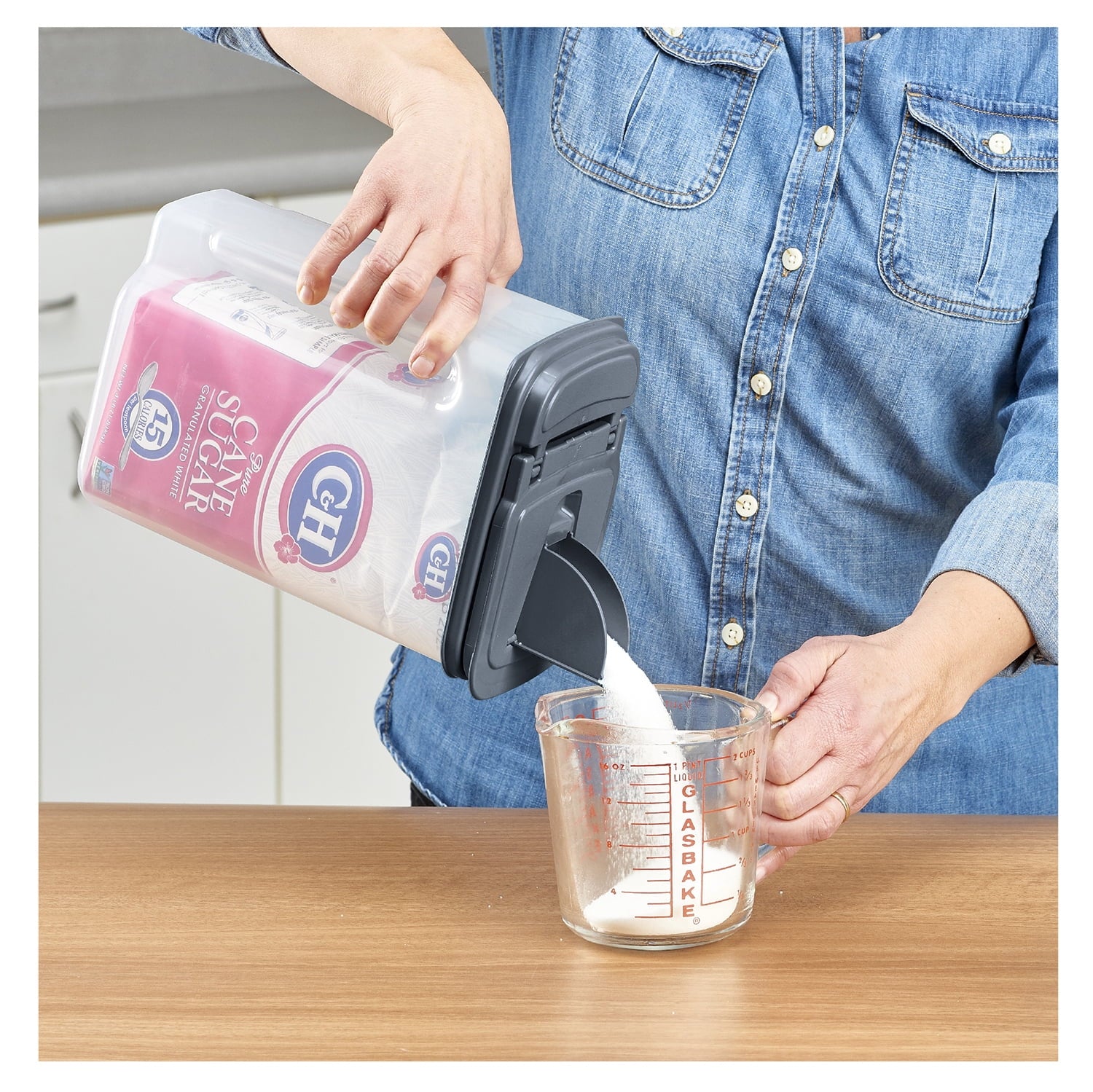 Mainstays 3.5 QT Plastic Food Dispenser, Clear with Gray Lid (1 Each) 7.5" L x 3.75" W x 9.25" H, Designed to Help wi... - Image 3