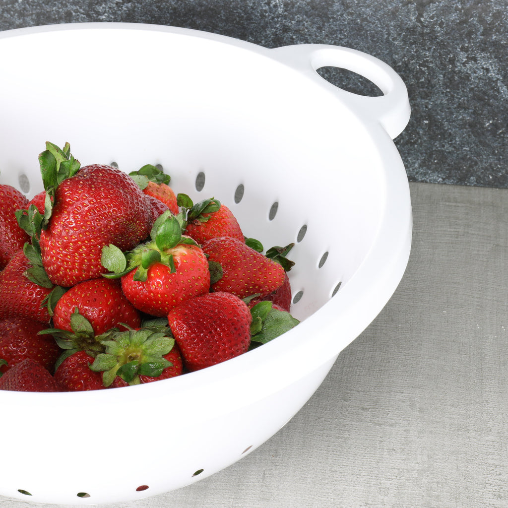 Chef Craft Select Plastic Deep Colander, 11x5 inch 5 quart, White - Image 2