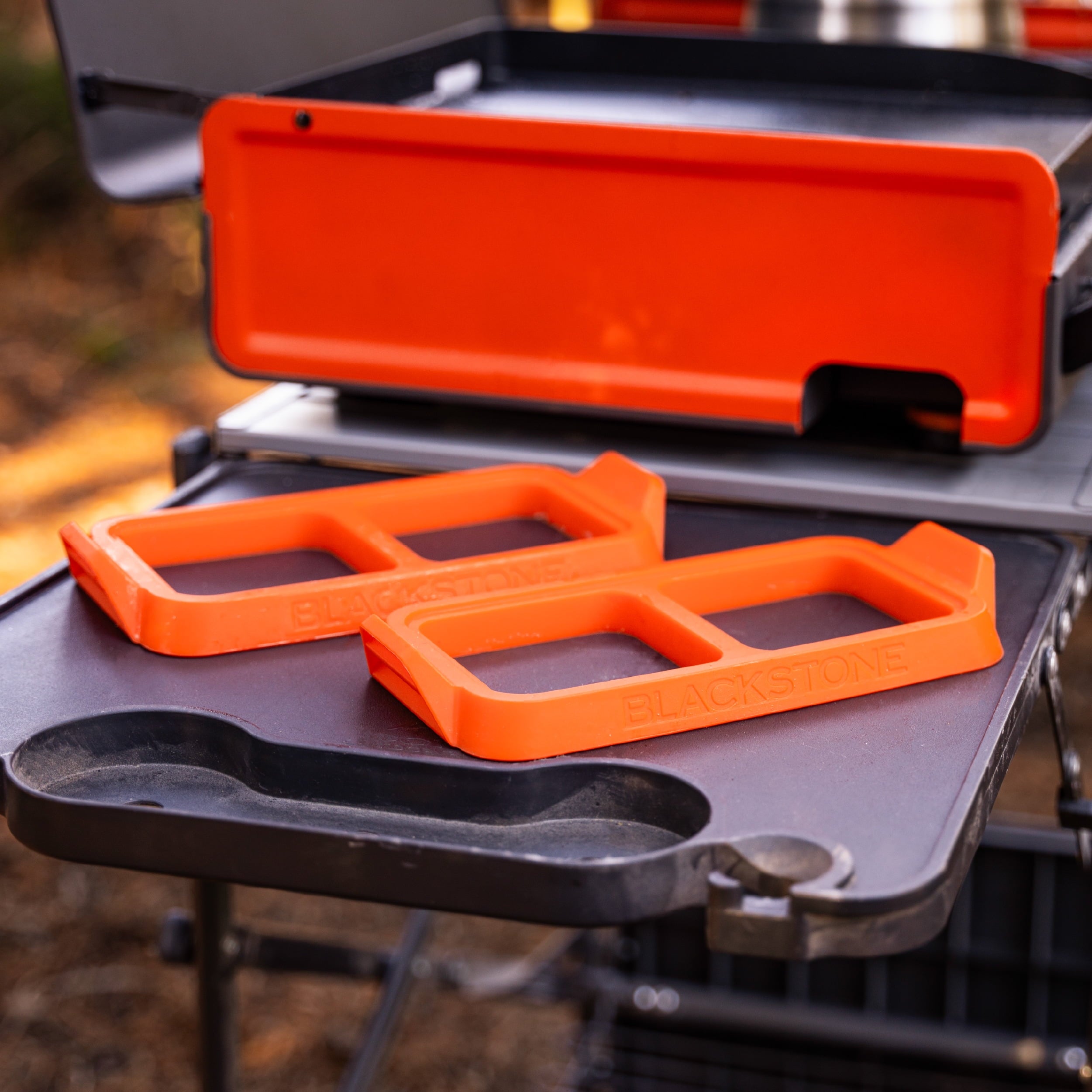 Blackstone Adventure Ready Silicone Egg Ring Tray Set with Heat-Resistant Handles, 2-Piece - Image 2