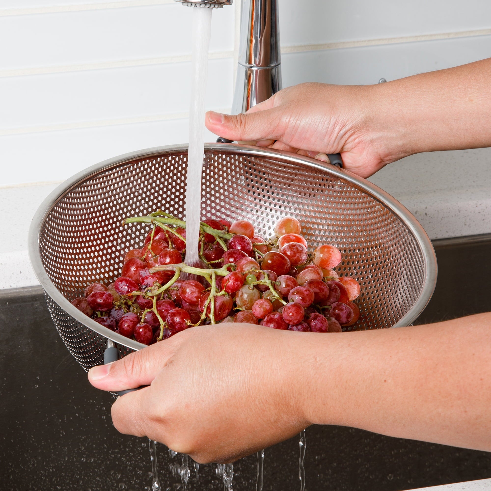 PrepSolutions 5 Qt Stainless Steel Colander - Image 4