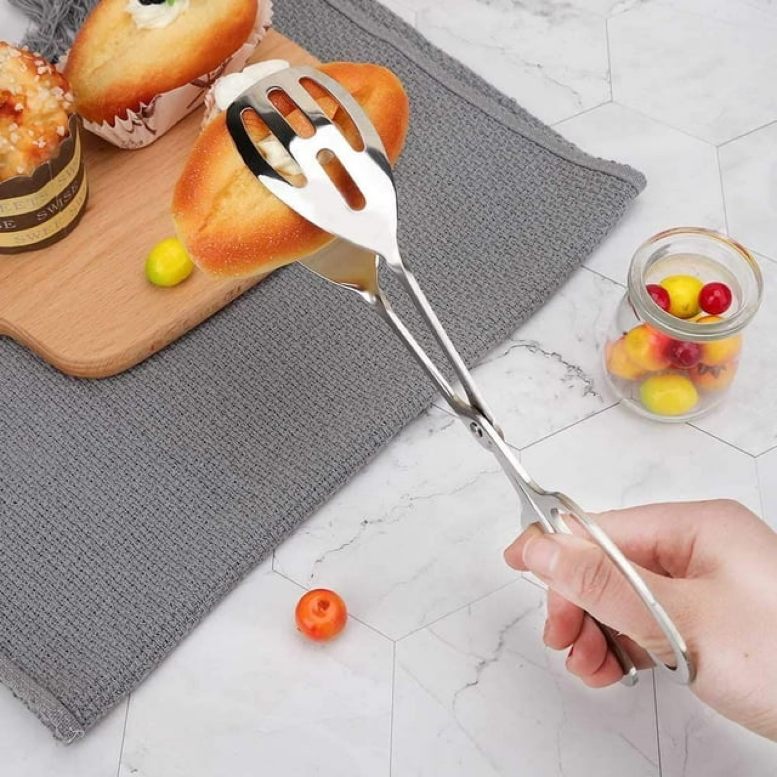 UU&T 2 Pcs Salad Tongs, 10'' Stainless Steel Kitchen Tongs, for Baking Cake Buffet Pasta Restaurant Home Kitchen Gadg... - Image 3