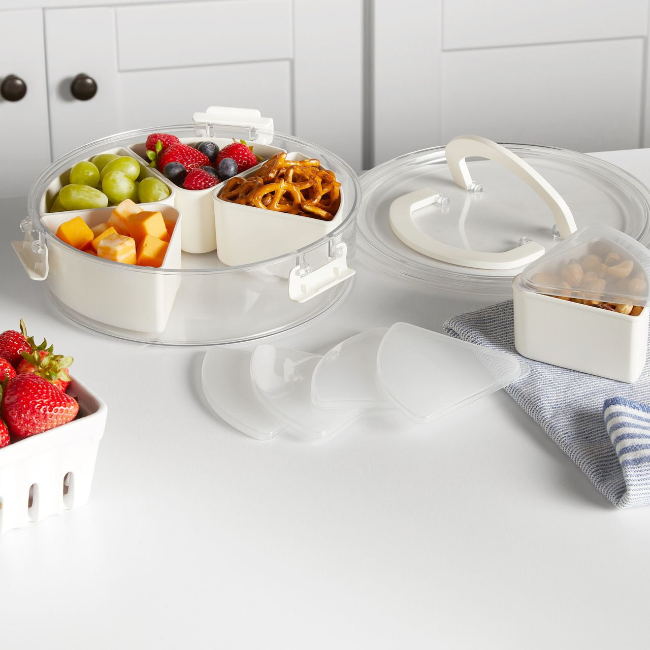 Mainstays Snackle Box, Lunch & Snack Container with lids, Plastic, Round, 5 Compartment , White, Well Suited to Hot o... - Image 3