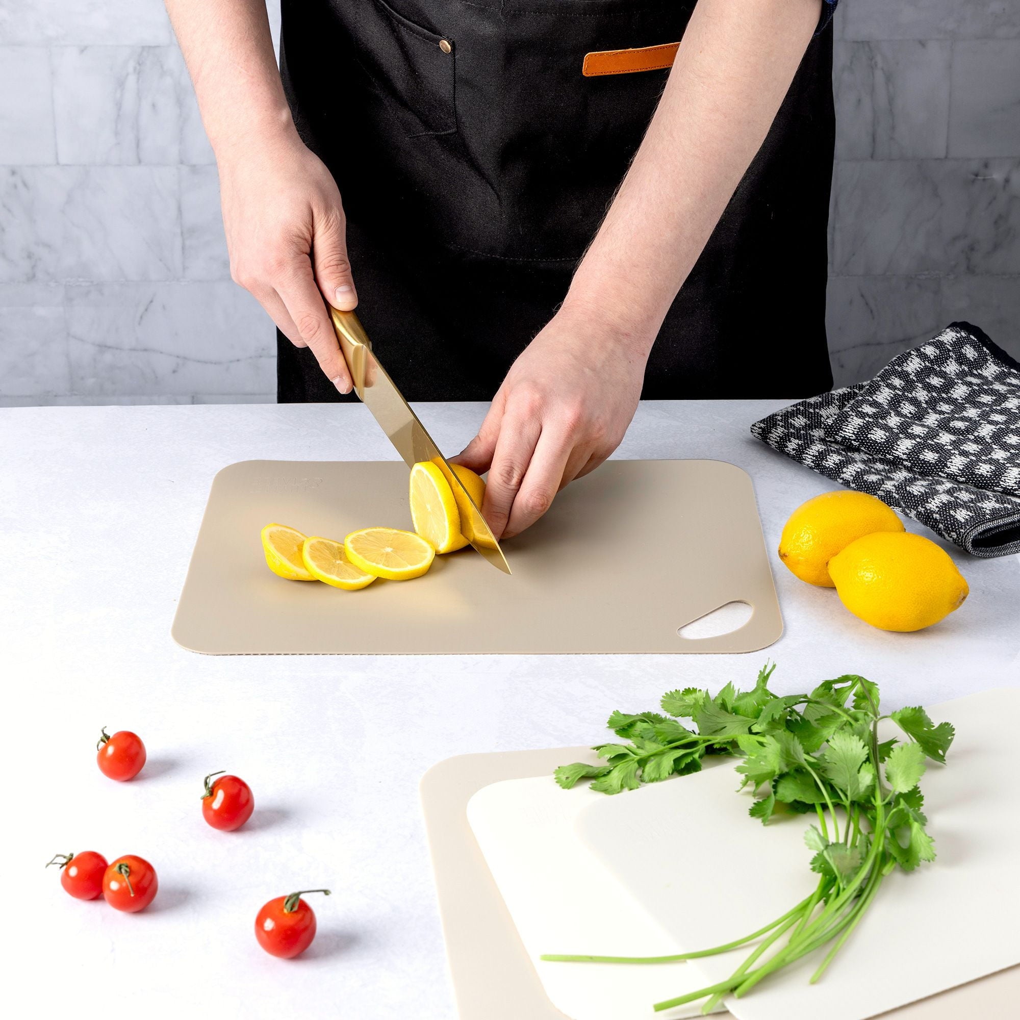 Thyme & Table 4-Piece Poly Cutting Mats SM 7.5"x11.4", MD 9.8"x13.4" - Cream - Image 6