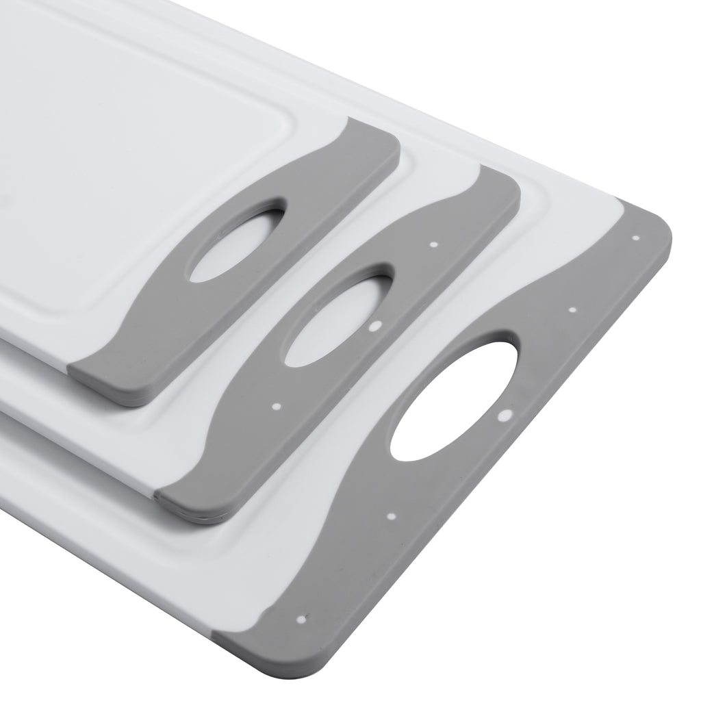 Mainstays 3-Piece Non-Slip Poly Cutting Boards, 50% Recycled PP, 16.9"x 11.8", 13.7" x 9.5", 11.4" x 7.9", White&Silv... - Image 5