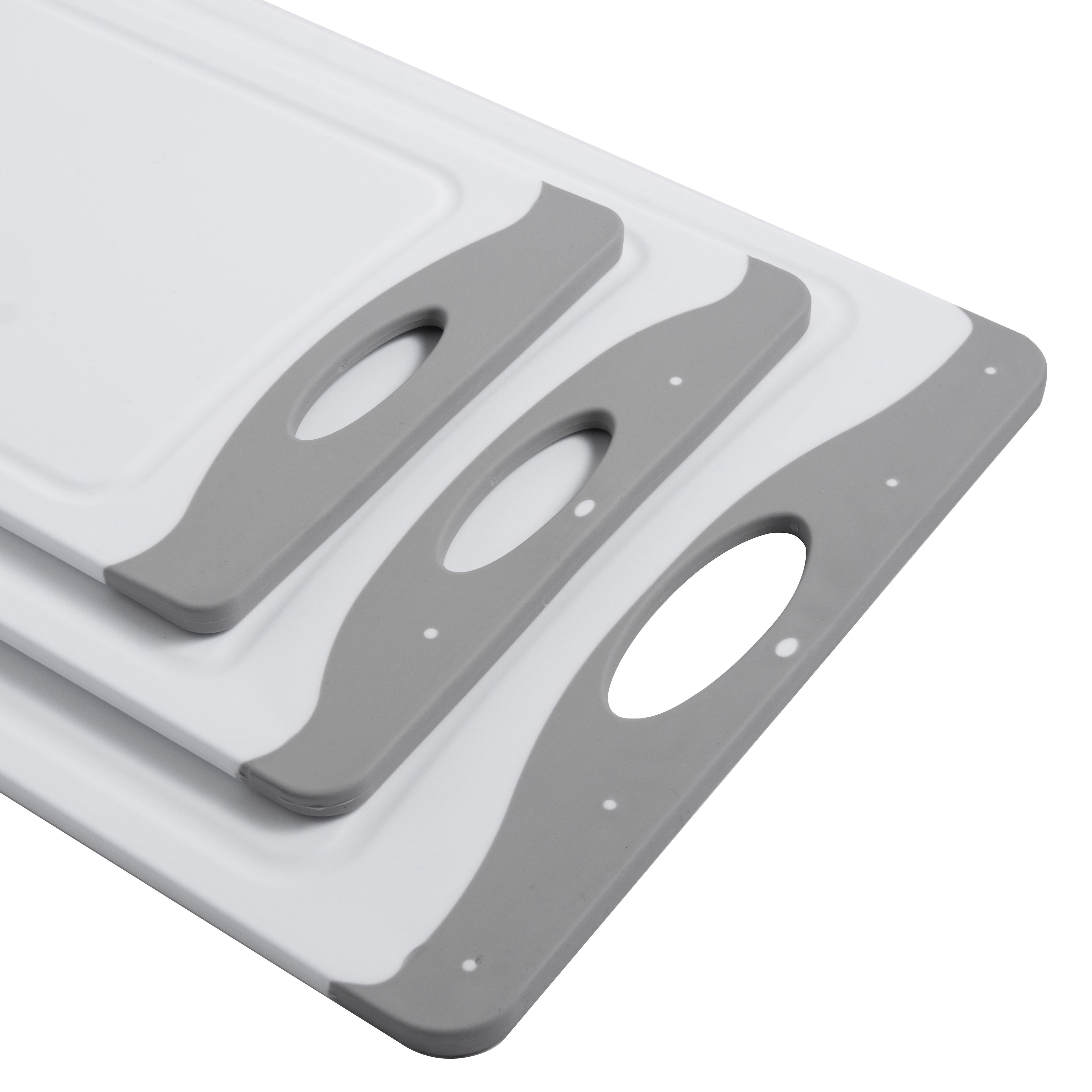 Mainstays 3-Piece Non-Slip Poly Cutting Boards, 50% Recycled PP, 16.9"x 11.8", 13.7" x 9.5", 11.4" x 7.9", White&Silv... - Image 5