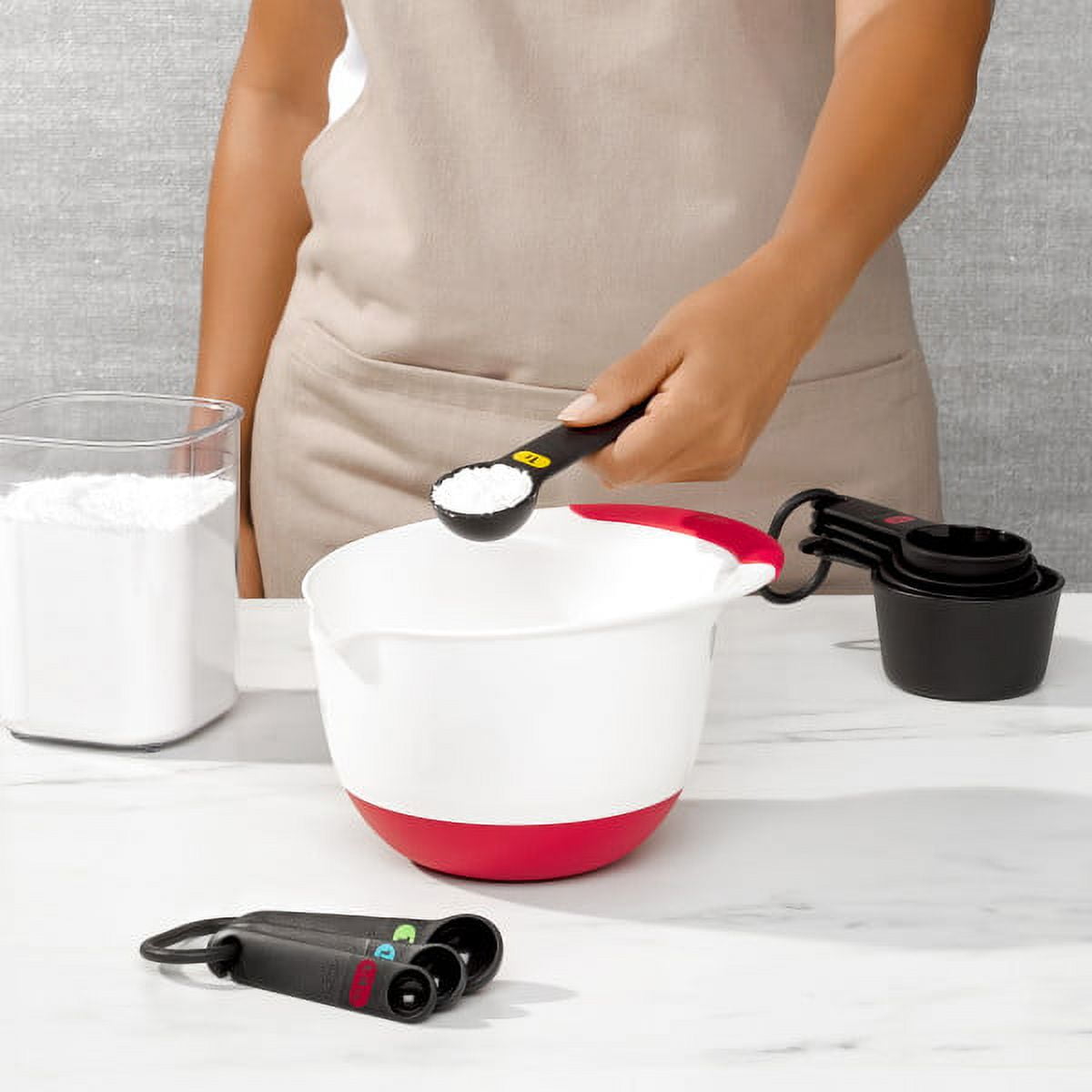 OXO Softworks Plastic Measuring Cups and Spoons Set, Black - Image 5