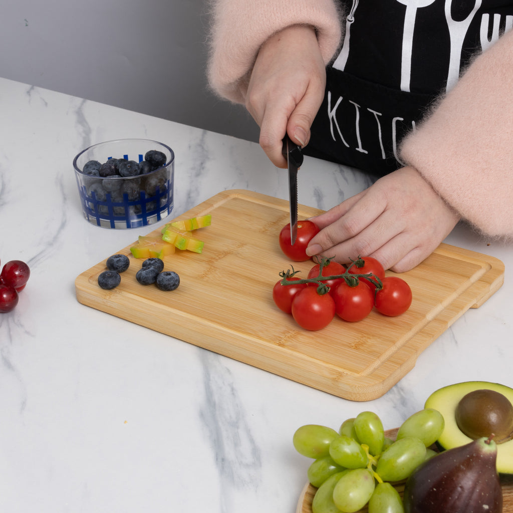 Mainstays 8.5" x 11" Non-Slip Bamboo Cutting Board, 100% Natural Bamboo Color, with Juice Groove - Image 3