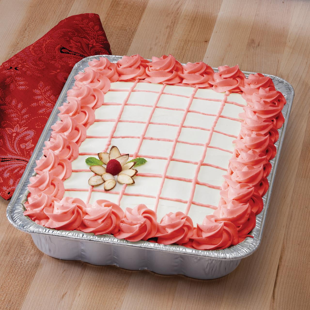 Mainstays Aluminum Foil Cake Pans 13" x 9" 2 Count - Image 4